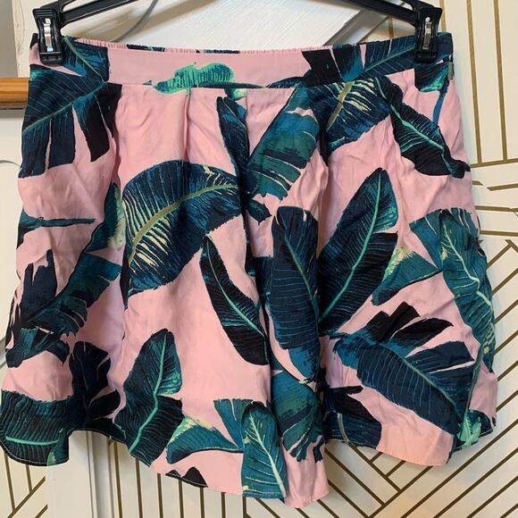 Sugar lips Dolce Tropical Print Pleated Shorts - Picture 4 of 7